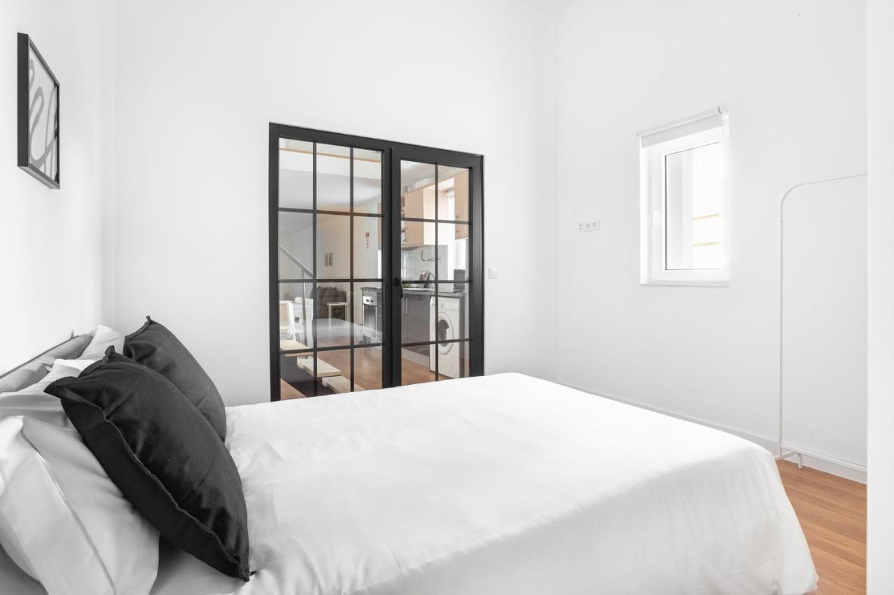 Altido Stylish 2-Level Flats Near Ajuda Palace 리스본 외부 사진